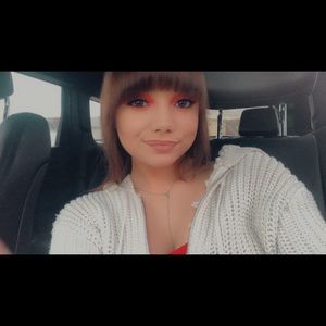 Meet your Posher, Alana